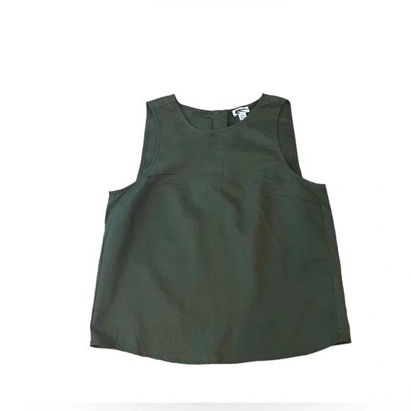 J crew Linen-blend button-back shell tank top NWT
Xxs
Olive green
Pit to pit 18” - Picture 1 of 4